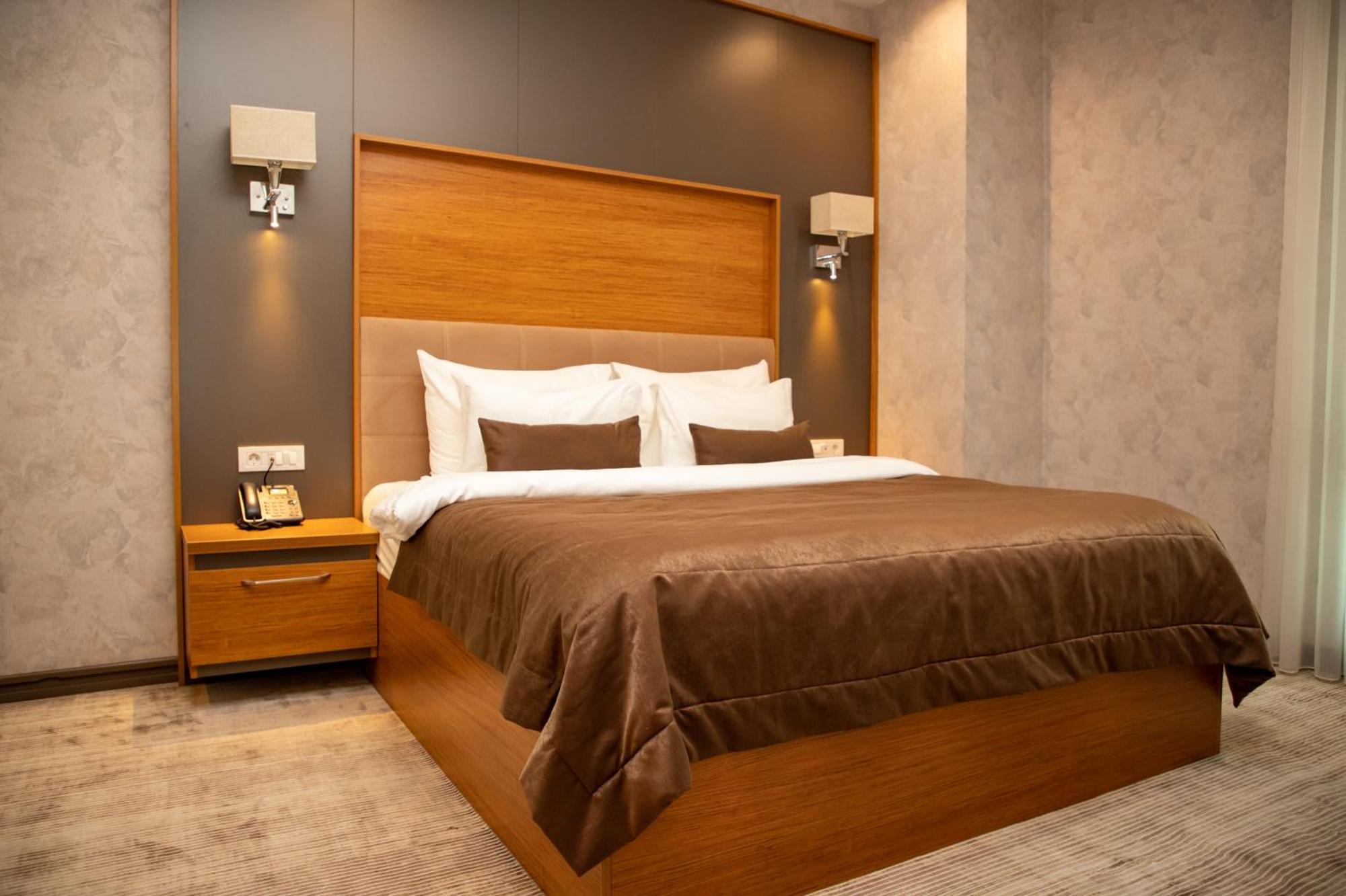 Midtown Hotel บากู ภายนอก รูปภาพ