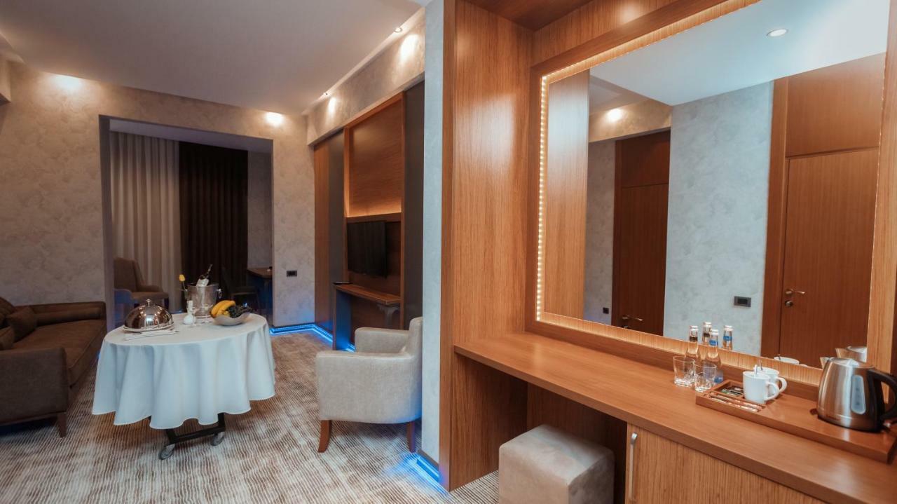 Midtown Hotel บากู ภายนอก รูปภาพ