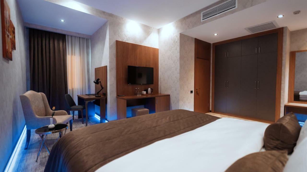 Midtown Hotel บากู ภายนอก รูปภาพ